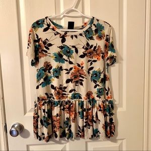 Agnes & Dora Relaxed Ruffle Tee